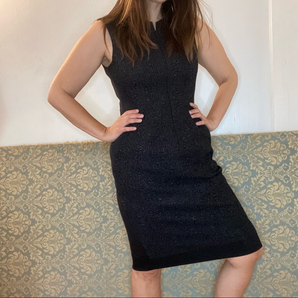 Tahari black sheeth dress